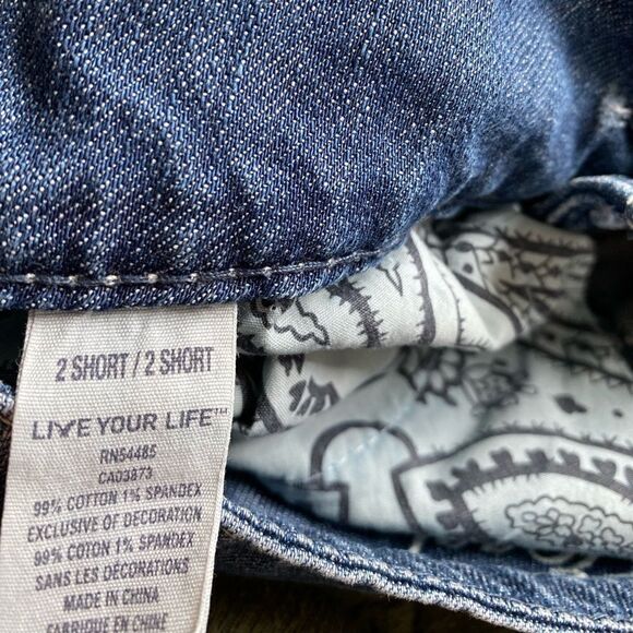 American eagle Vintage 77 jeans Size 2 short - Picture 7 of 13